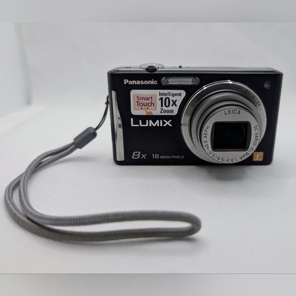 Panasonic LUMIX DMC-FH27 16.1MP Digital Camera 8X Optical Zoom w/Charger Battery - Picture 2 of 6